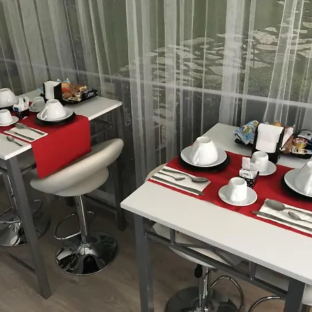 85centro Couette-café 3*